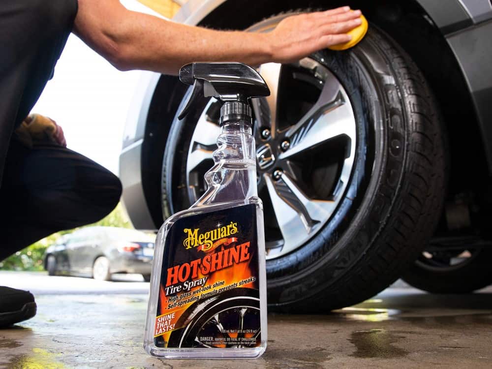 Cпрей для чорніння шин Meguiar's Hot Shine Tire Spray 709 мл