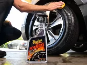 Cпрей для чорніння шин Meguiar's Hot Shine Tire Spray 709 мл