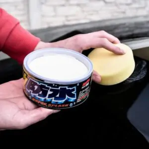 Твердий віск водовідштовхуючий для темних авто SOFT99 Water Block Wax Black 300г (00347)