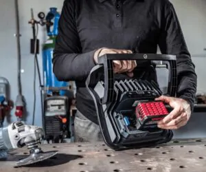 Потужний прожектор з Bluetooth управлінням Scangrip Nova 10 Connect