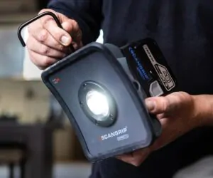 Переносний прожектор 2000 люмен Scangrip Nova 2 Connect