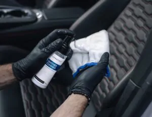Рукавиця-скраб для чищення салону авто Fx Protect Interior Scrub Mitt