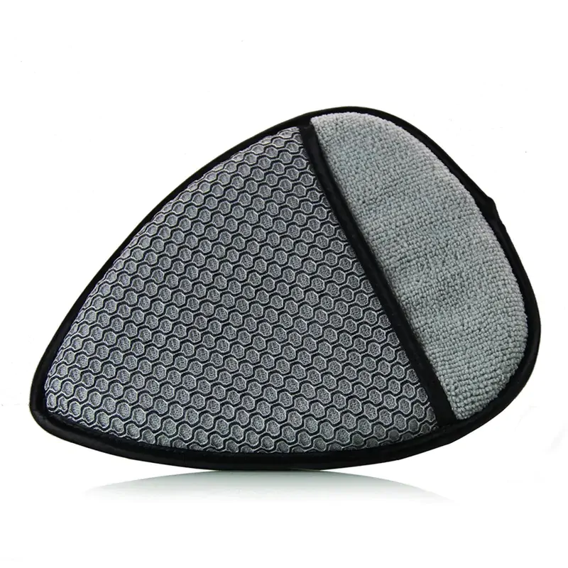 Рукавичка для миття дисків, видалення комах Chemical Guys Wedge & Rim Detailer All Purpose Scrubbing Mitt (MIC403)