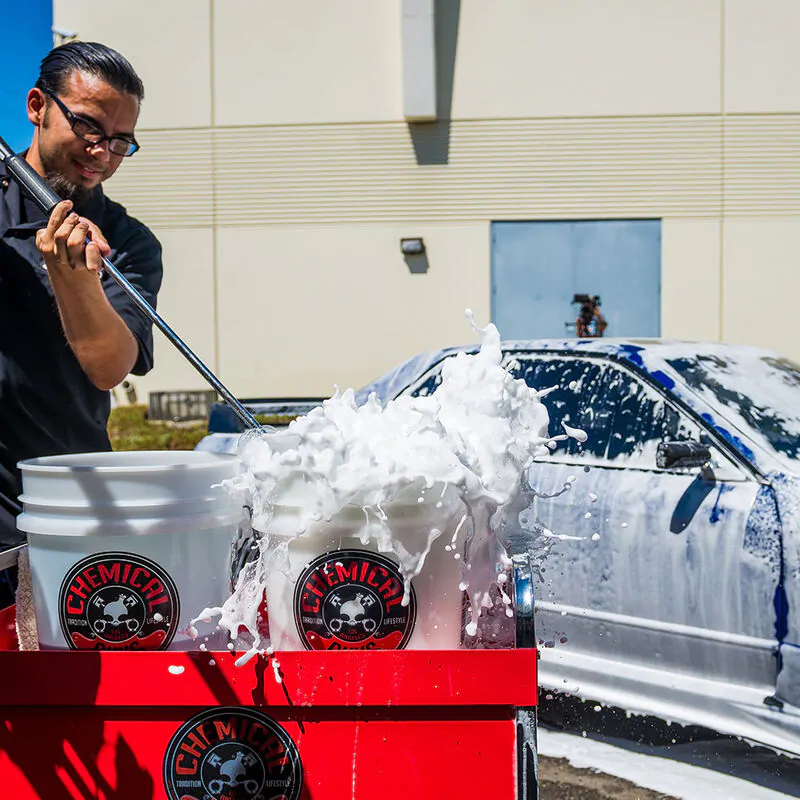 Автошампунь супер піна з підсилювачем блиску свіжа вишня Chemical Guys Maxi Suds II 1893мл (CWS101_64)