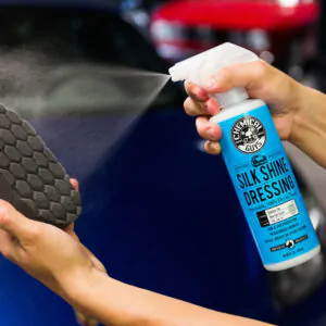 Дресинг для гуми, вінілу, пластику Chemical Guys Silk Shine Vinyl, Rubber, Plastic Satin Protectant Dressing 3785мл (TVD109)