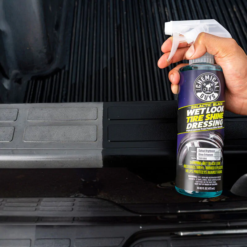 Захисний засіб для гуми блискучий Chemical Guys Galactic Black Wet Look Tire Shine Dressing 473мл (TVD118_16)