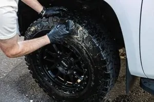 Очищувач гуми P&S Undressed Tire Prep