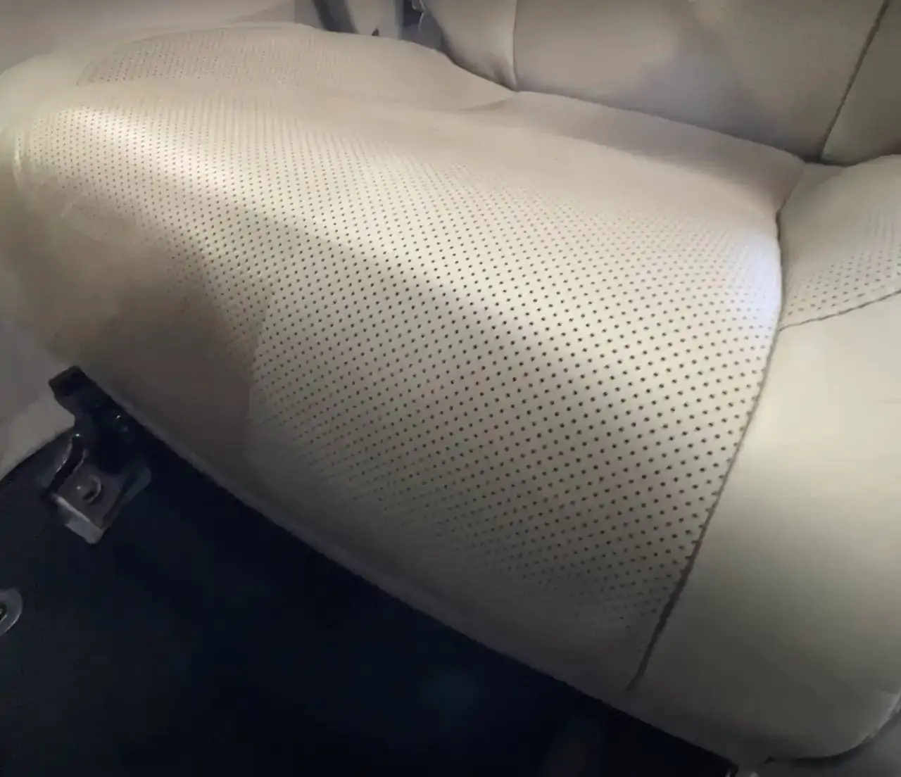 Очисник інтерʼєру DIY Detail Interior Clean & Protect 473мл