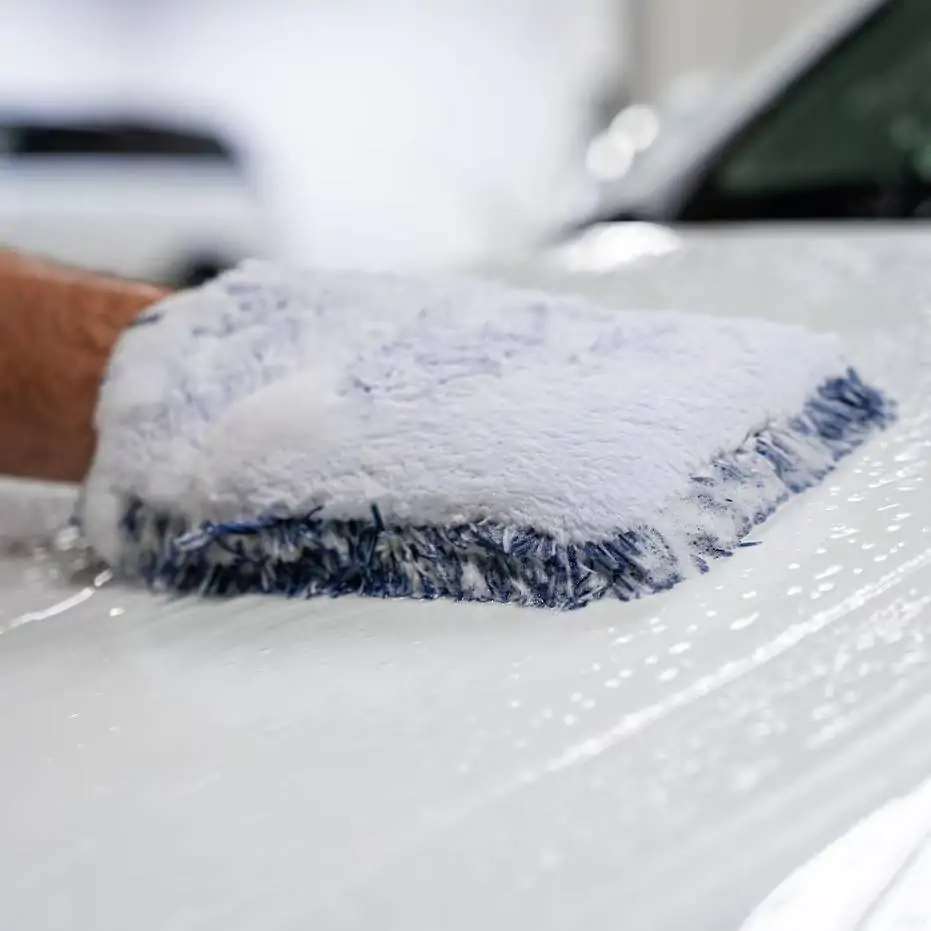 Рукавичка для миття з мікрофібри двостороння Gyeon Q²M WashPad EVO