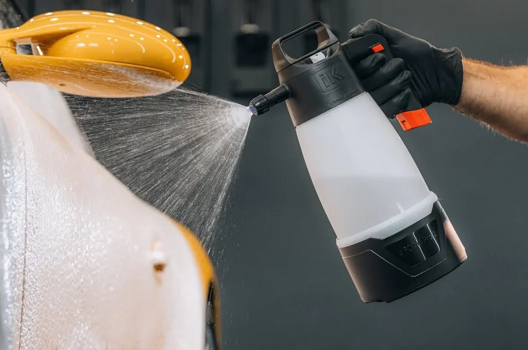 Пінний розпилювач акумуляторний IK Sprayers E FOAM PRO 2л (81682)