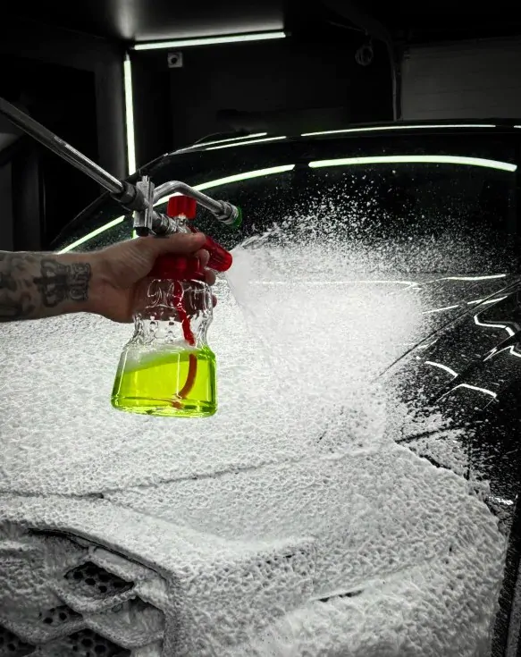 Кислотний автошампунь-концентрат для ручного миття Ultimate Acid Shampoo 1:90, 1л (UL-3864)