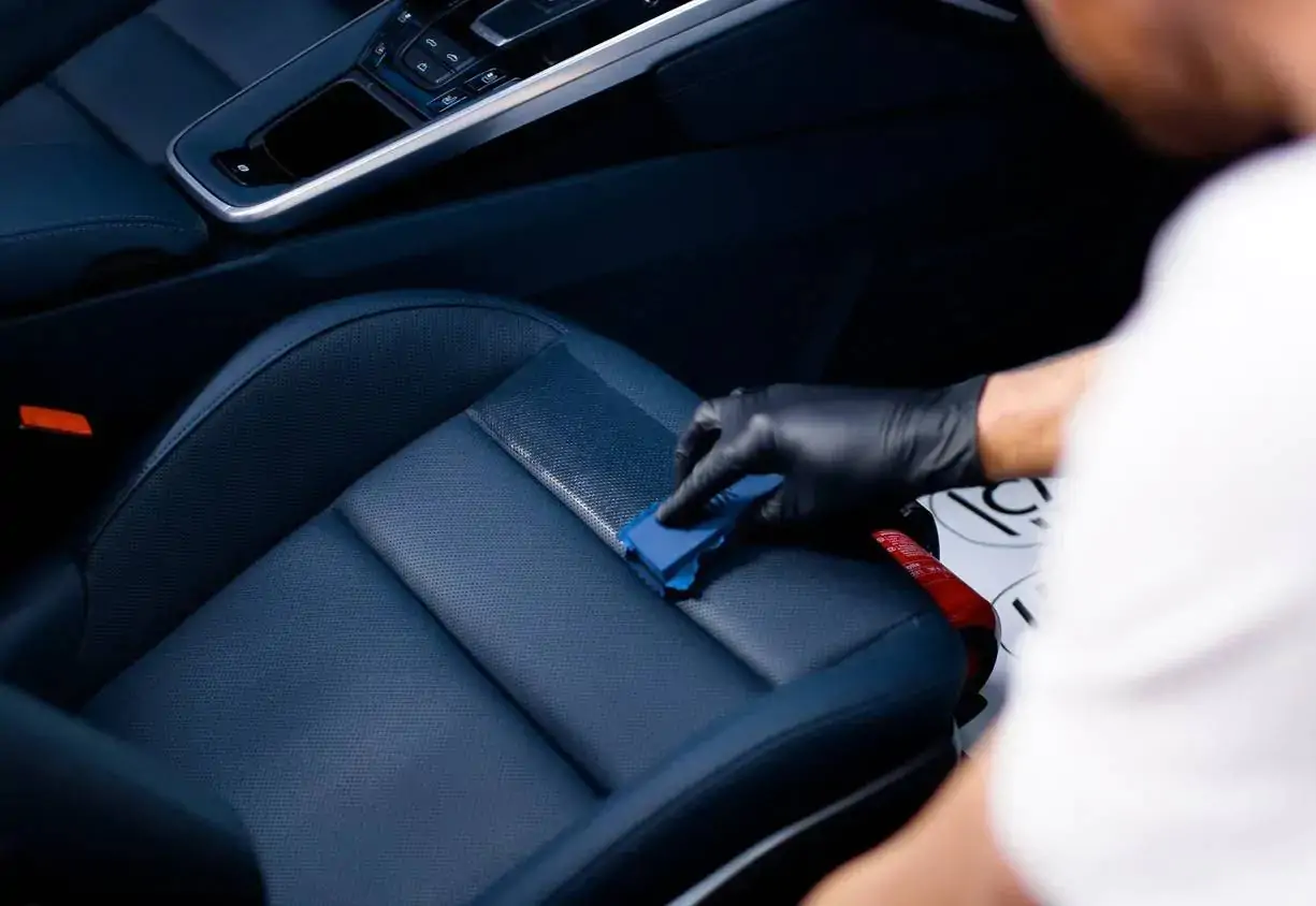 Кварцове покриття для шкіри Gyeon Q² LeatherShield EVO 100мл