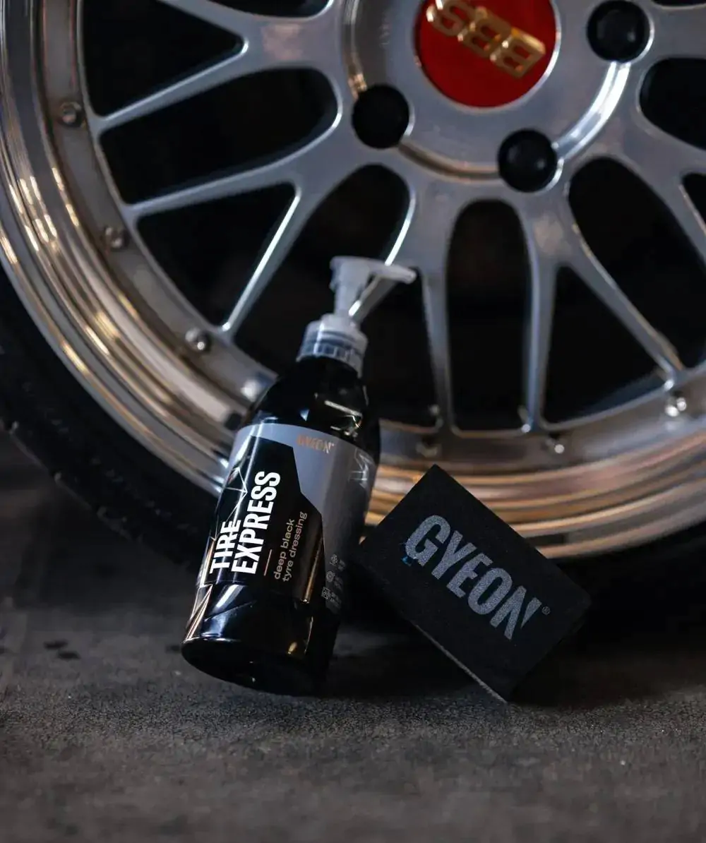 Швидкий кварцевий захист для гуми Gyeon Q²M Tire Express 500мл